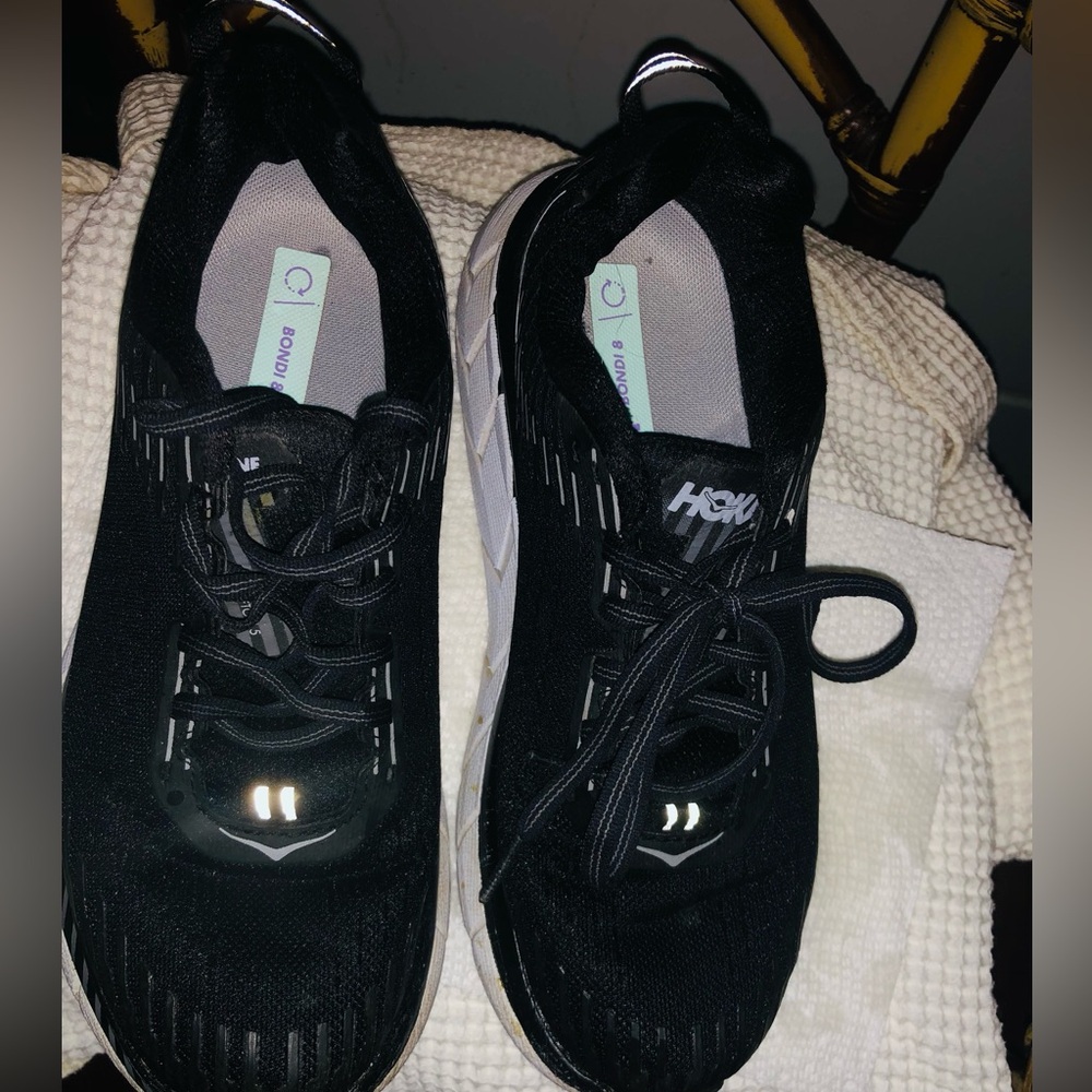 Hoka One One CLIFTON 5 
Size 7.5 - Picture 5 of 12